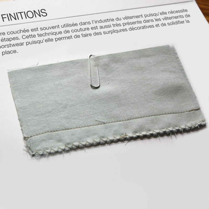 Coudre un cahier d'échantillons - La Fabrique éthique