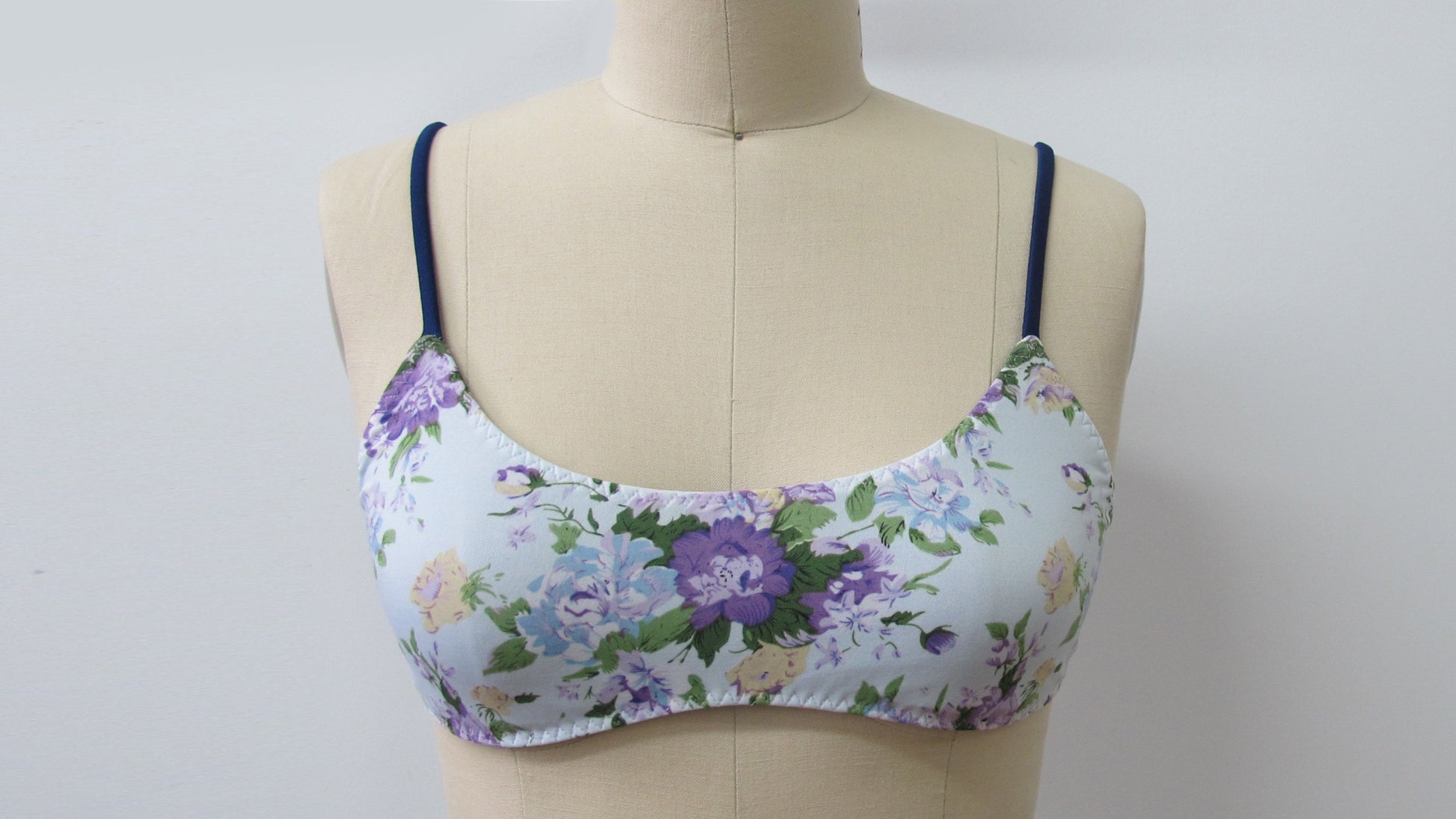 Coudre une brassière de maillot de bain - La Fabrique éthique