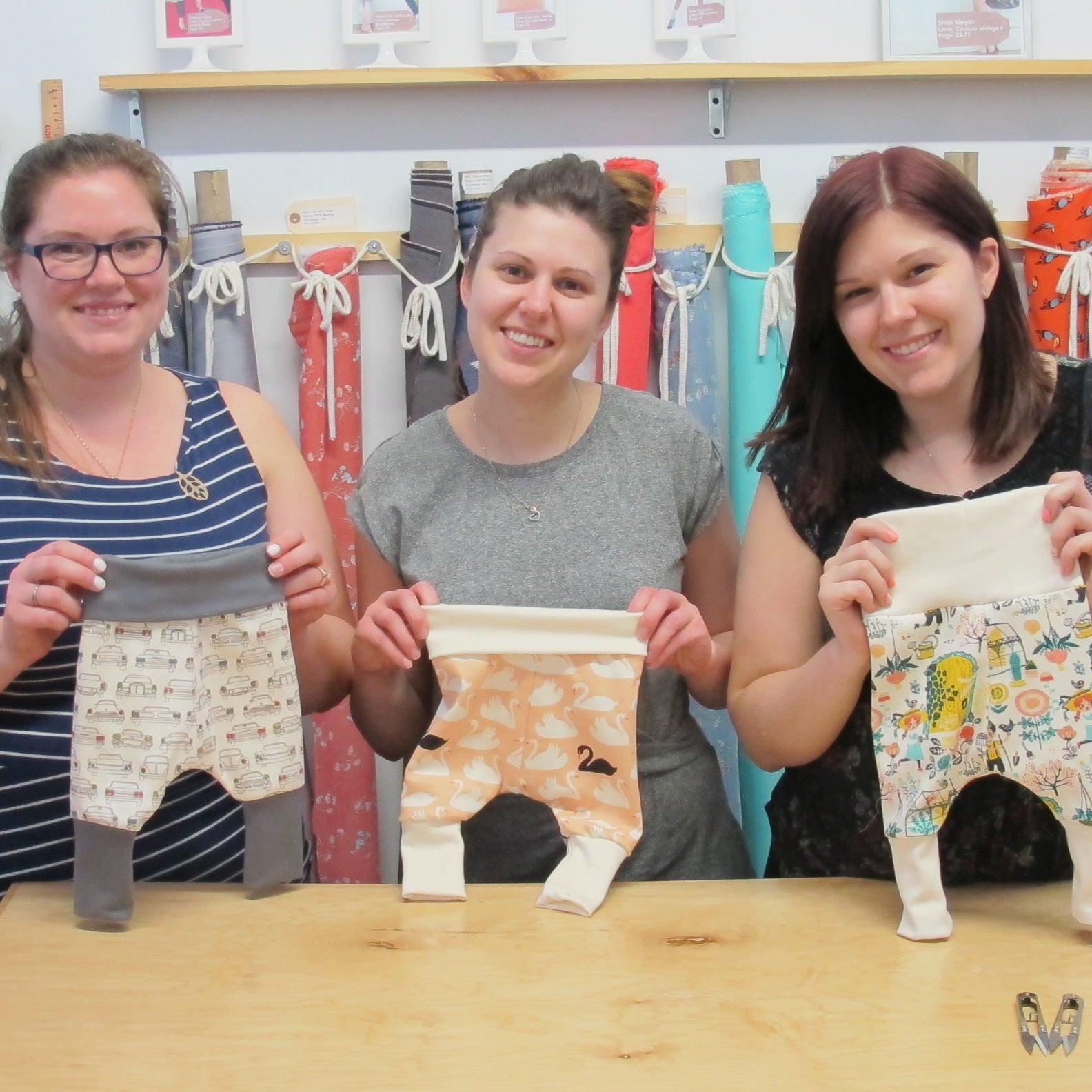 Cours de couture entre amies - La Fabrique éthique